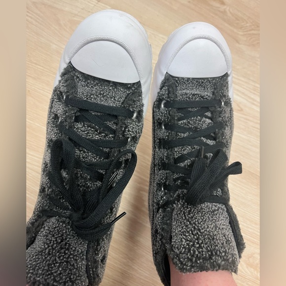 Sherpa Converse platform- size 7.5 - Picture 4 of 5